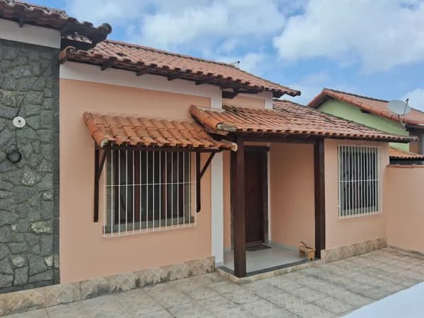 Casa à venda no bairro XV de Novembro em Araruama/RJ