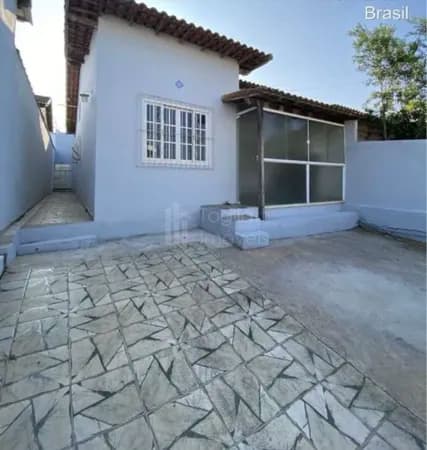 Casa em Coqueiral a 100m da Rodovia !