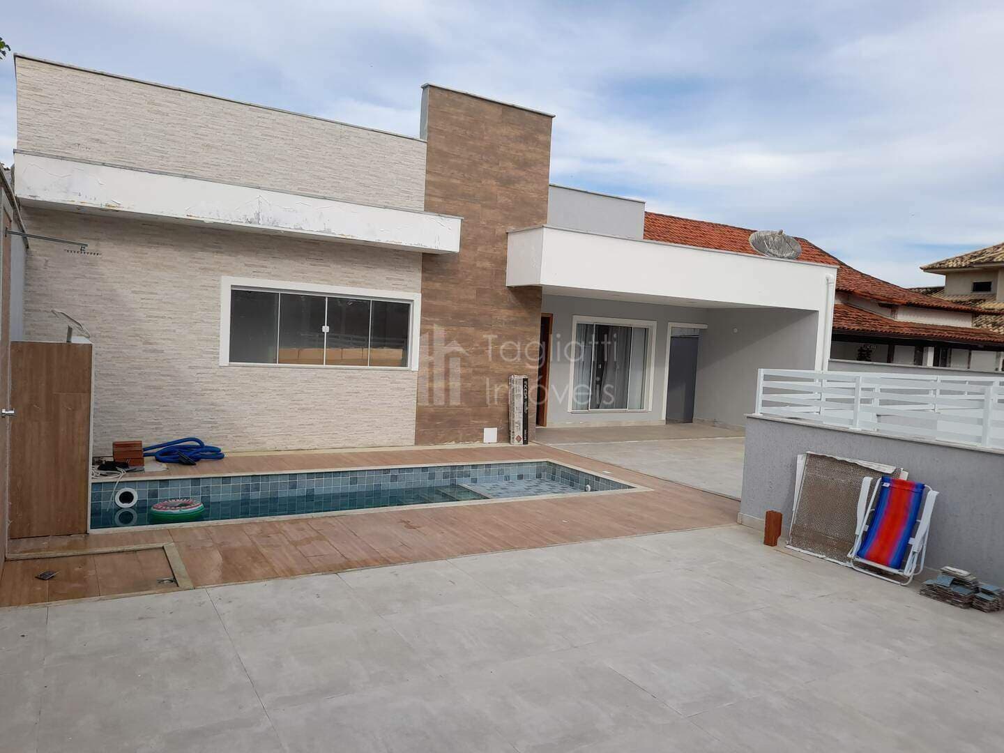 Casa à venda no bairro Coqueiral em Araruama/RJ