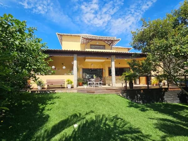 Imóvel Duplex de Alto Padrão em Condomínio
