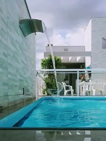 Casa em Cond. Collynas Park - Araruama
