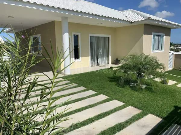 Casa em Cond. Collynas Park - Araruama