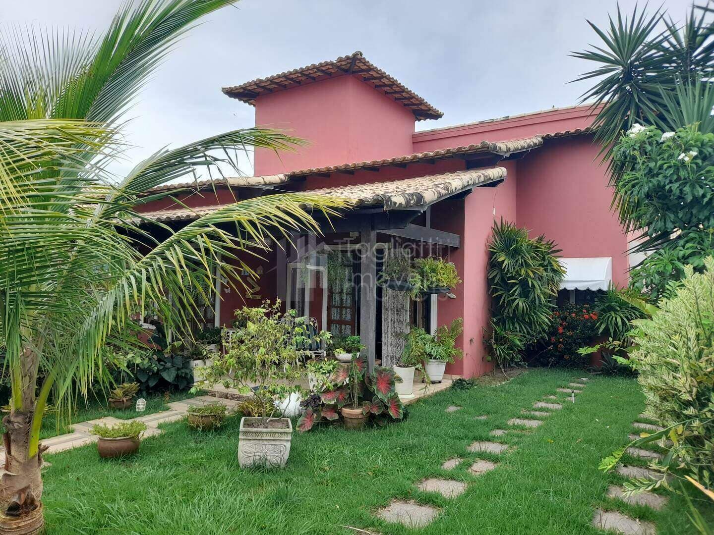 Casa à venda no bairro Lagoinha em Araruama/RJ