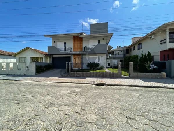 Casa Alto Padrão em Dehon, Tubarão/SC