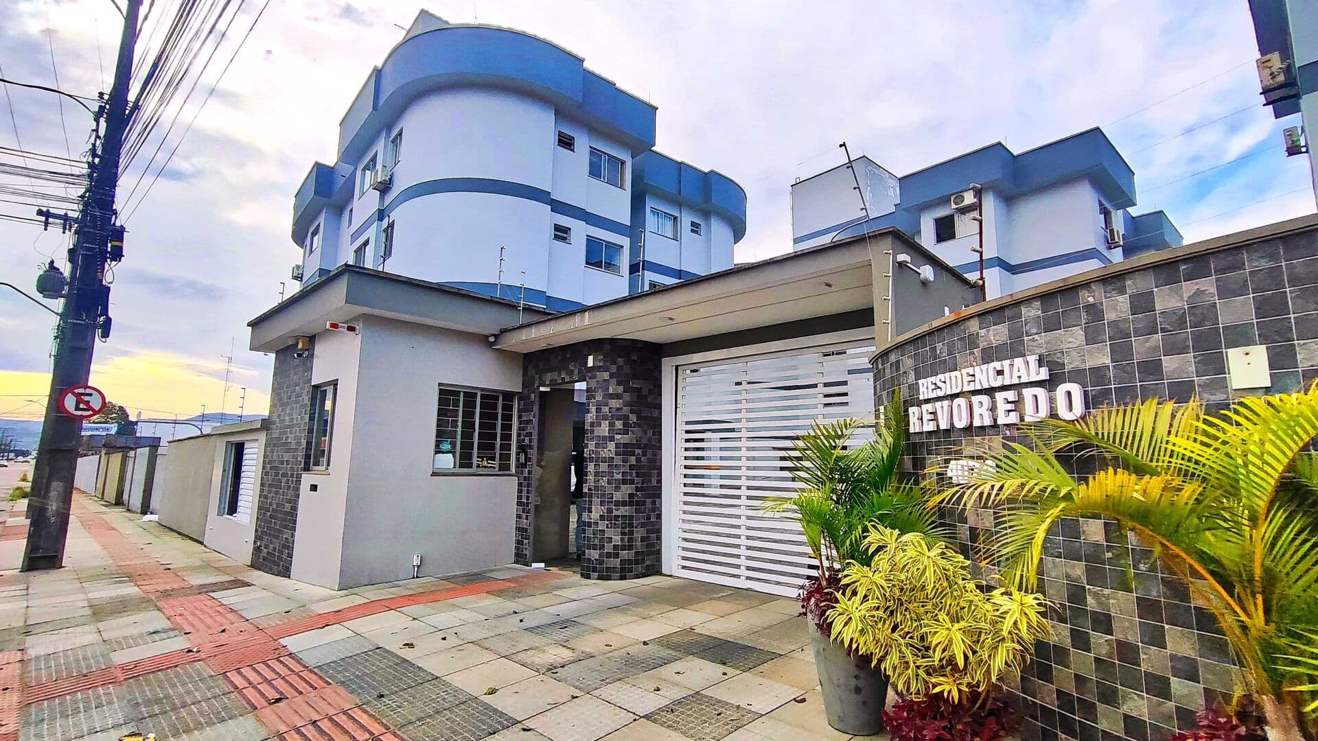 Apartamento Residencial Revoredo