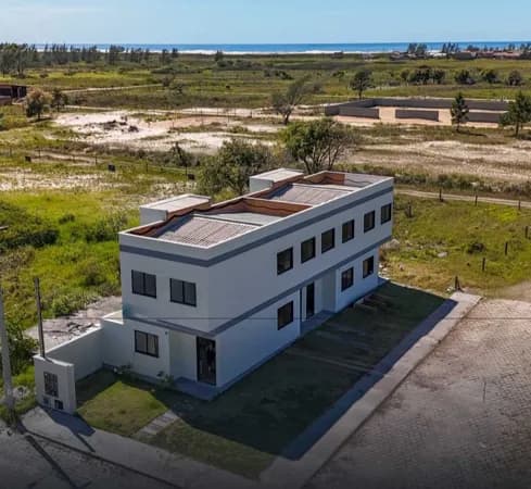 Apartamento Duplex em Camacho, Jaguaruna/SC