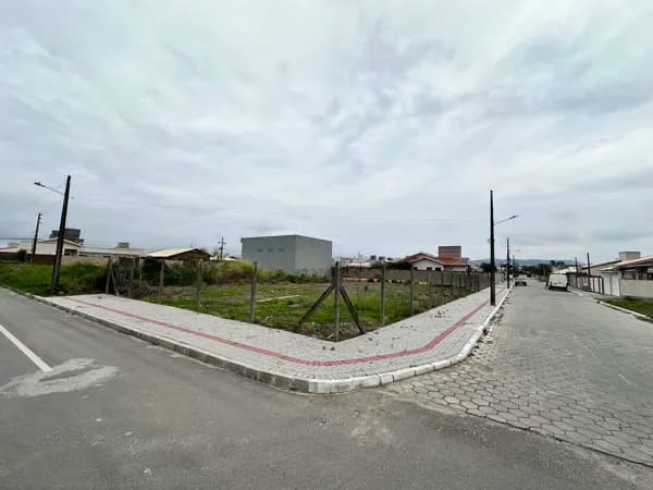 Lote/Terreno em Tubarão - Oficinas