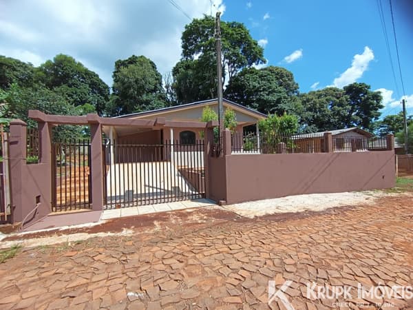 Casa em Laranjeiras do Sul - Vila Industrial