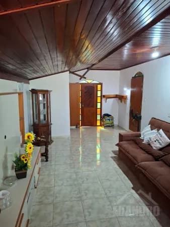 Casa Duplex com Entradas Independentes – 2 Imóveis em 1 na Ribeira, Cachoeiras de Macacu, RJ