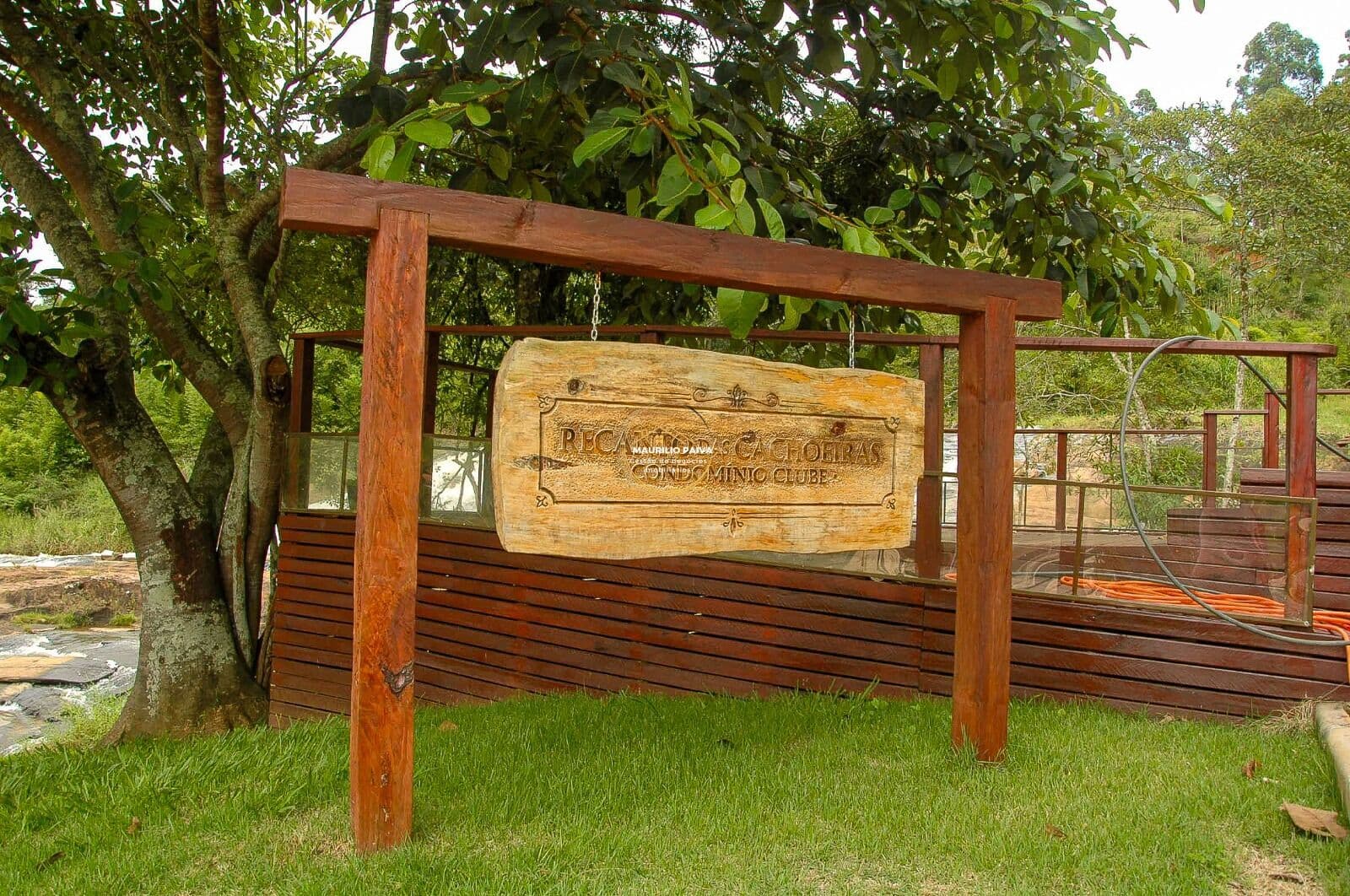 Lote à venda no condomínio Recanto das Cachoeiras, Chácara-MG /418m²