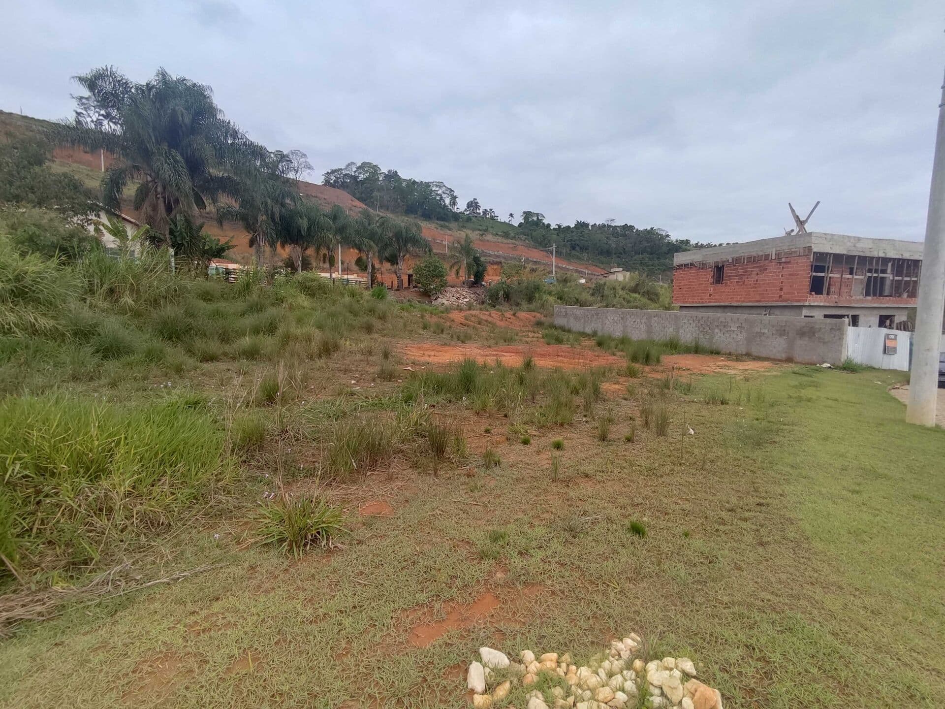 Lote à venda com 573 m² no condomínio Reserva Ecoville em Matias Barbosa - MG