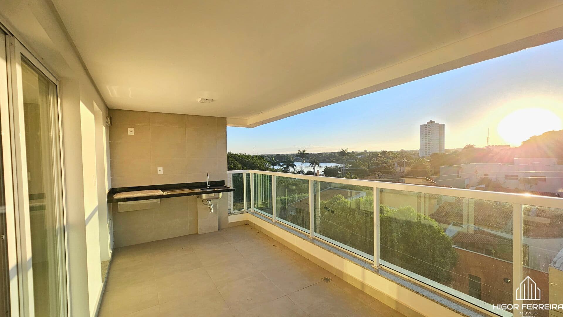 Apartamento Alto Padrão em Interlagos, Três Lagoas/MS