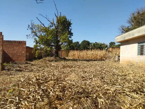 🏡 Excelente Chácara à Venda – Condomínio Jardim das Acácias, Passos/MG