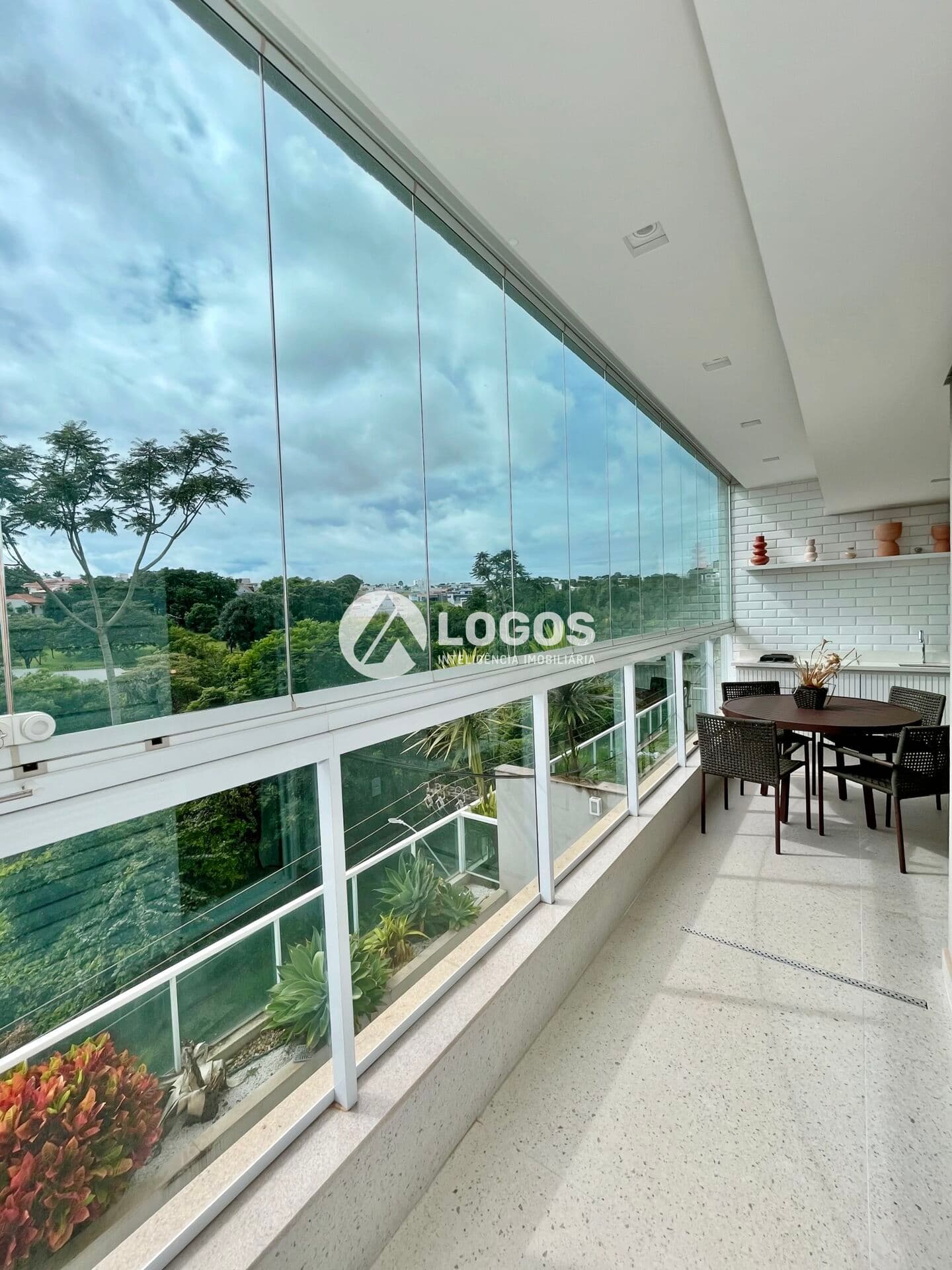 APARTAMENTO ALTO PADRÃO; PORTEIRA FECHADA 🔒