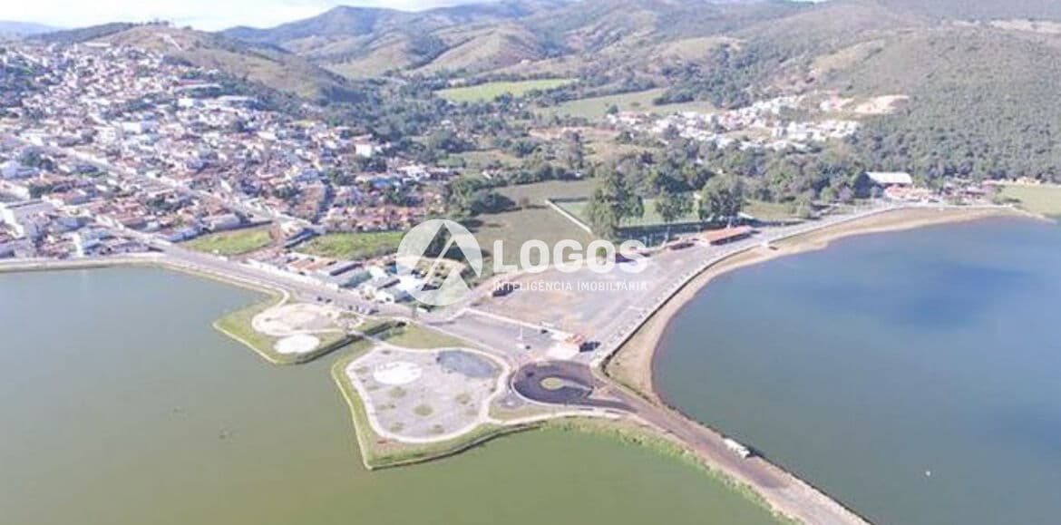 Lote/Terreno em Capitólio - Centro
