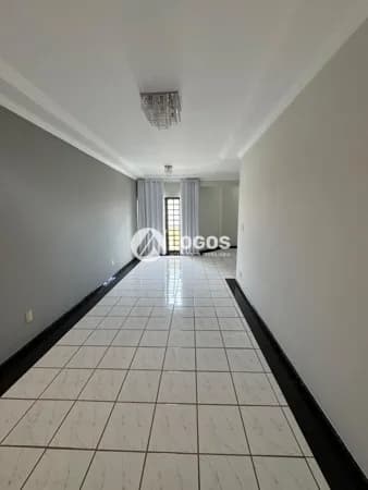 Apartamento Cobertura Duplex no Centro, Passos/MG