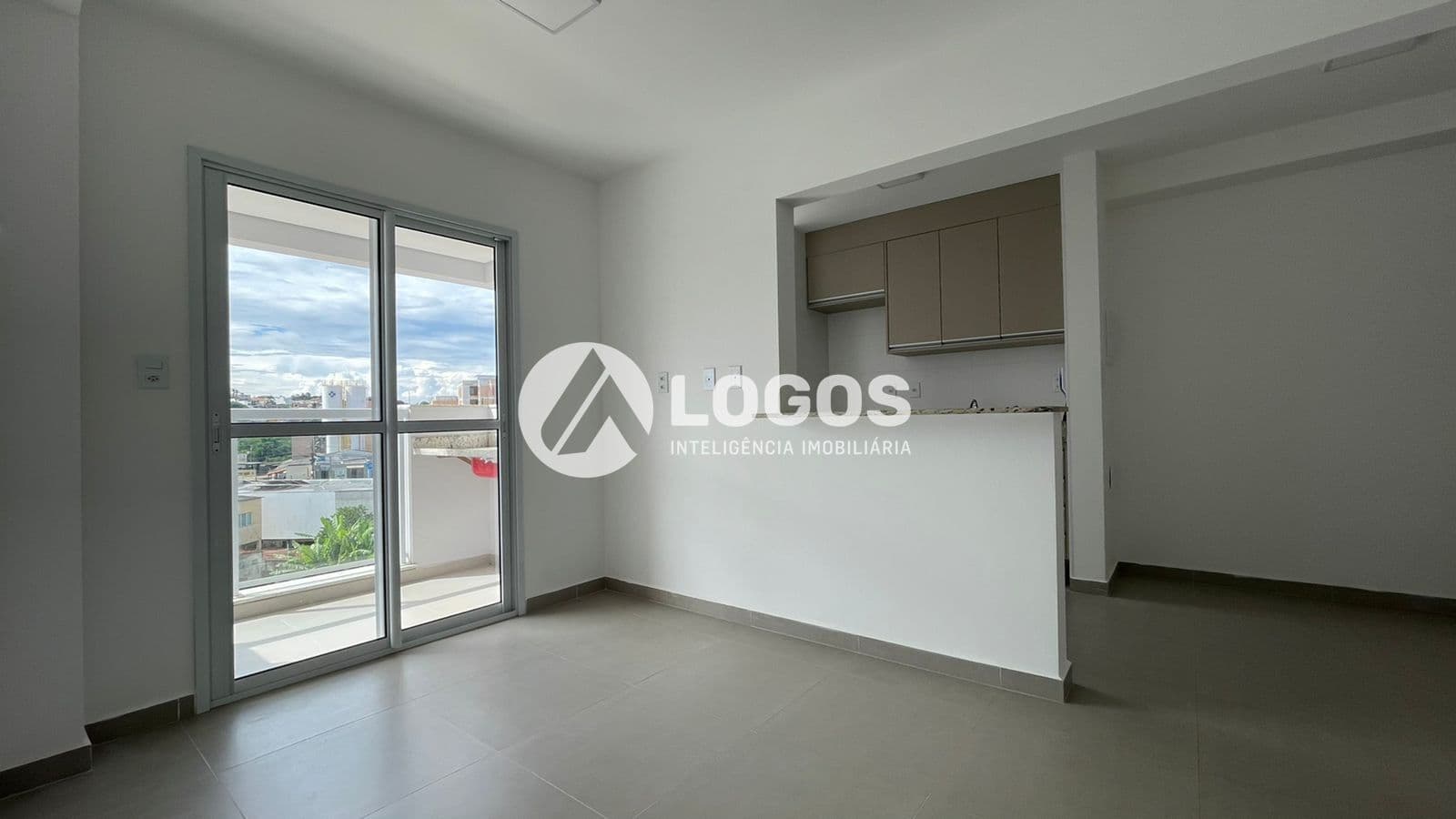 Apartamento à venda no centro de Passos