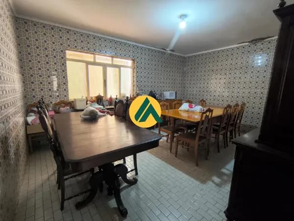 Casa Sobreposta no centro de Passos/MG