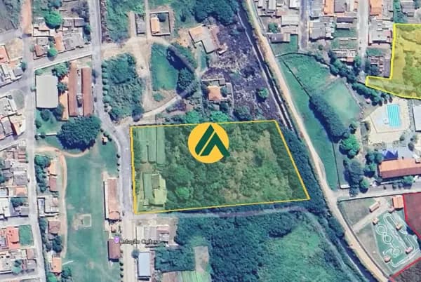 Terreno próximo à região central de Passos/MG, à venda.