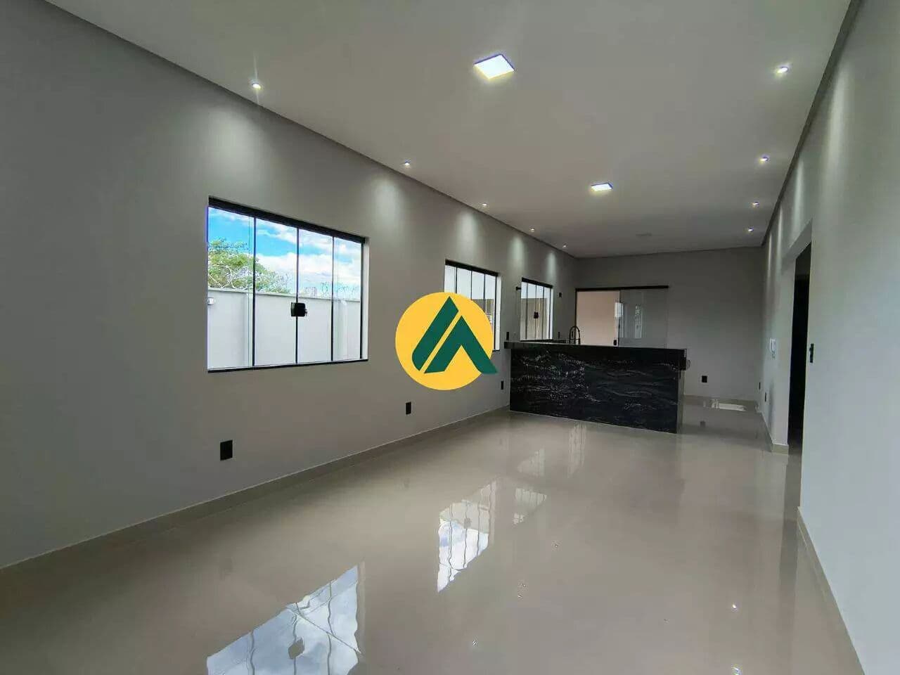🏡 Casa à Venda – Parque das Aroeiras 🌳