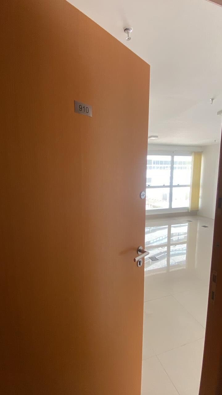 Sala comercial Em edifício em Gleba Fazenda Palhano, Londrina/PR