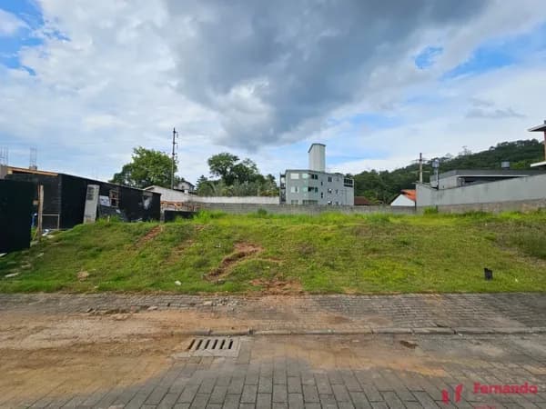 Lote/Terreno em Blumenau - Velha