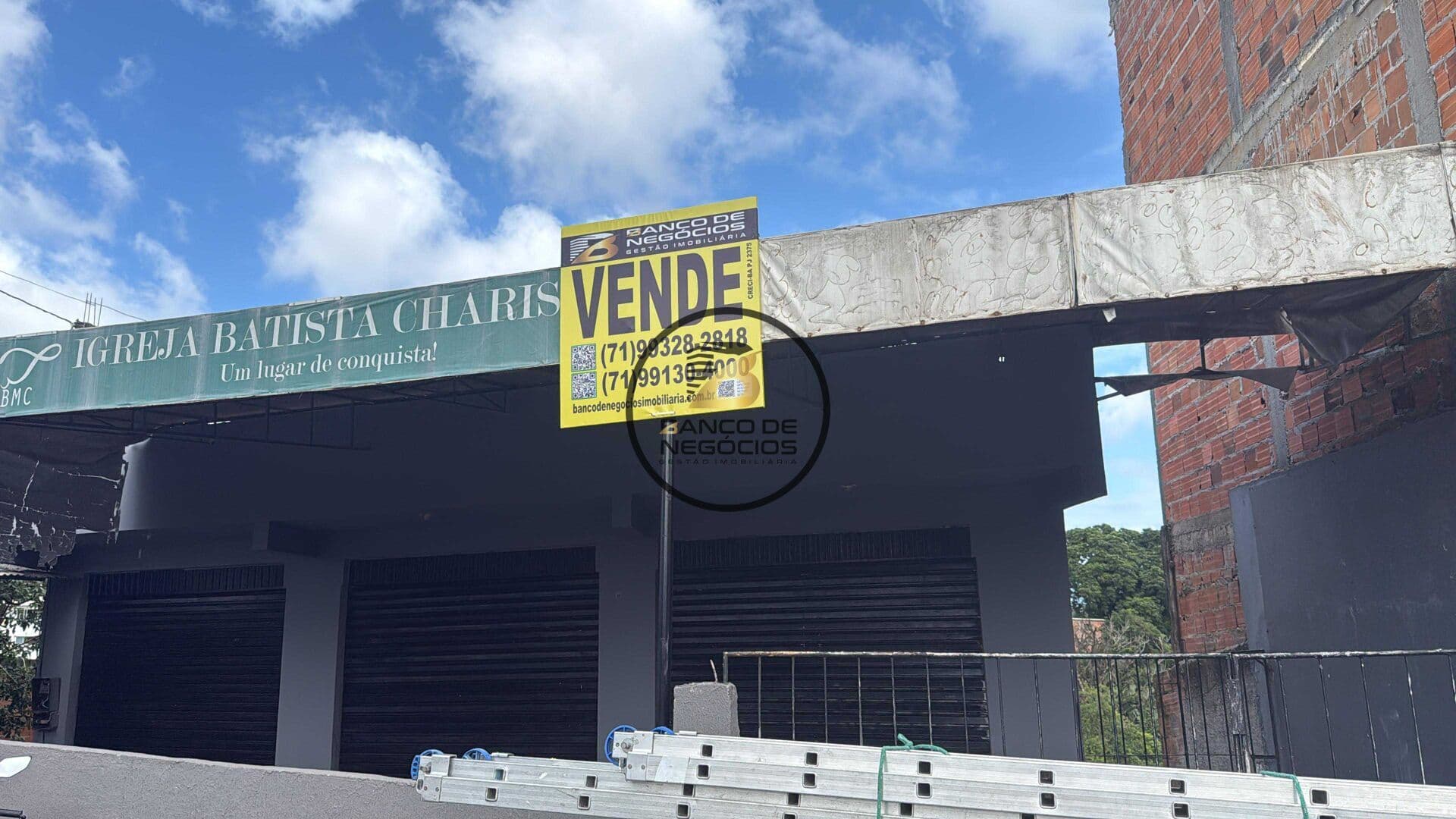 Loja + terreno - Excelente oportunidade para o seu negócio!