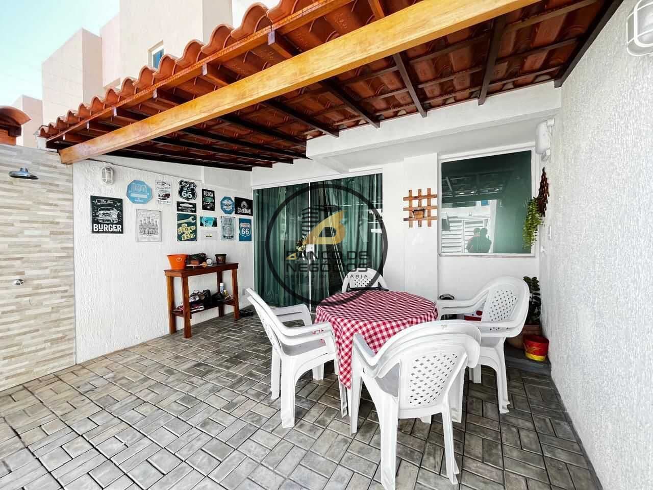 Casa em Lauro de Freitas - Ipitanga