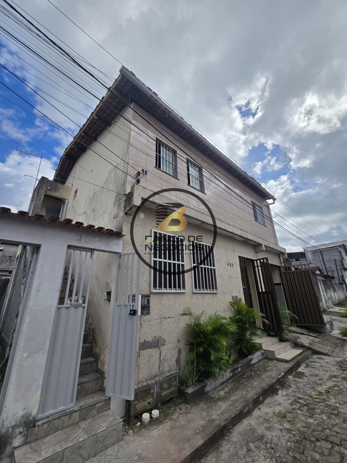 2 casa em 1 - Centro Adm - Dias D’Ávila