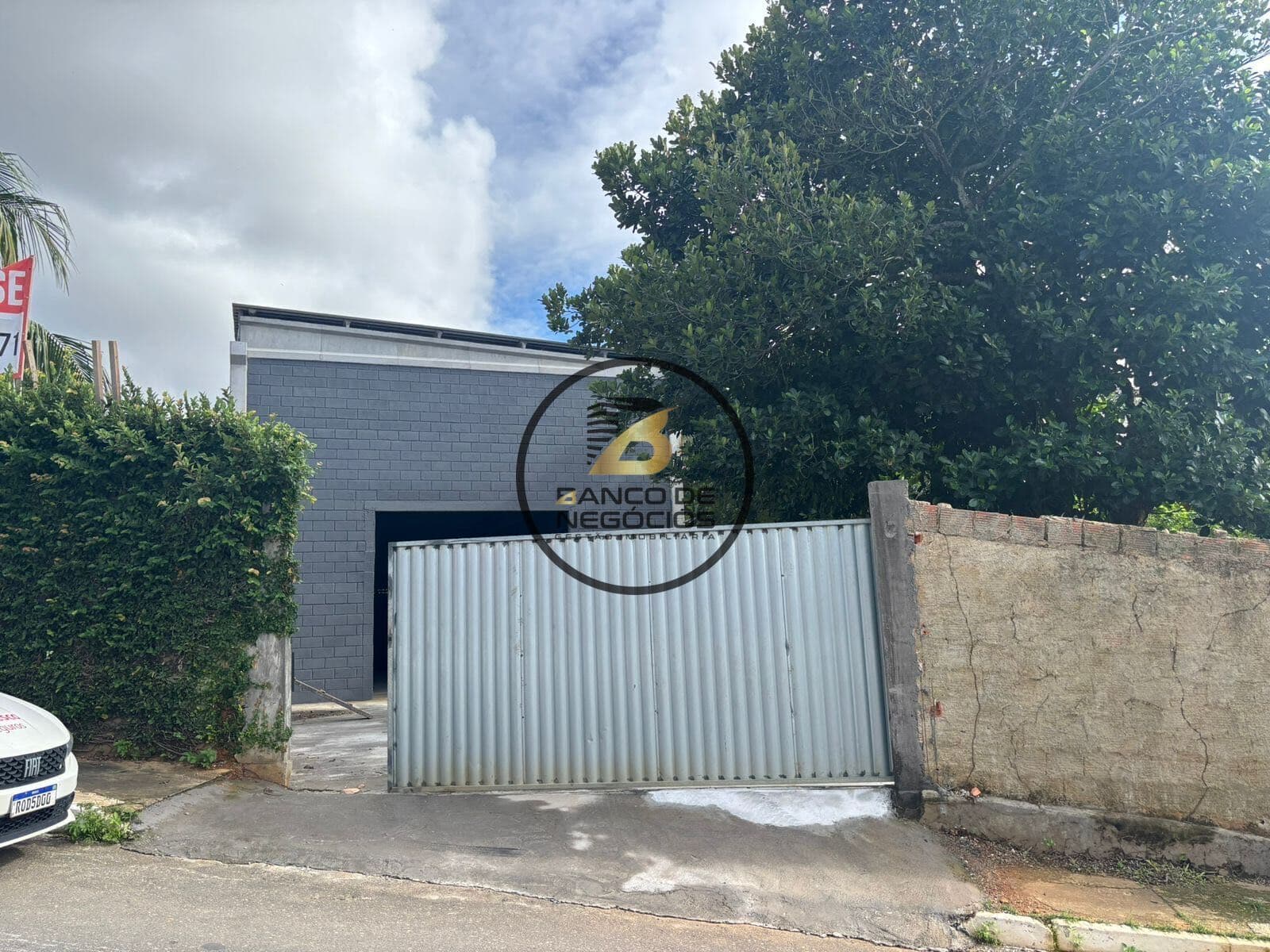 Galpão para alugar no bairro Vida Nova- Lauro de Freitas/BA