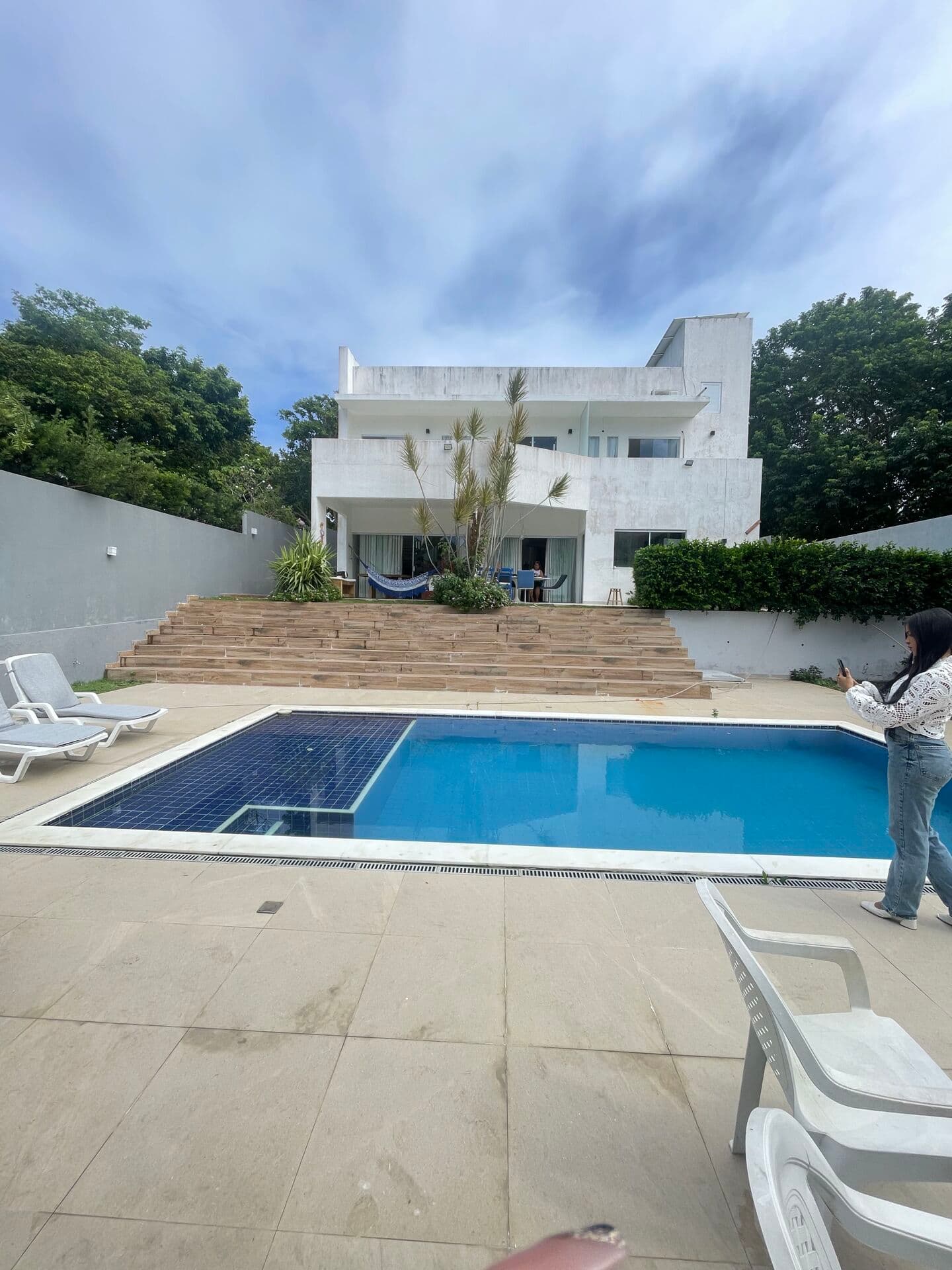 Venda e Locação! Excelente casa em Busca vida - Energia Solar