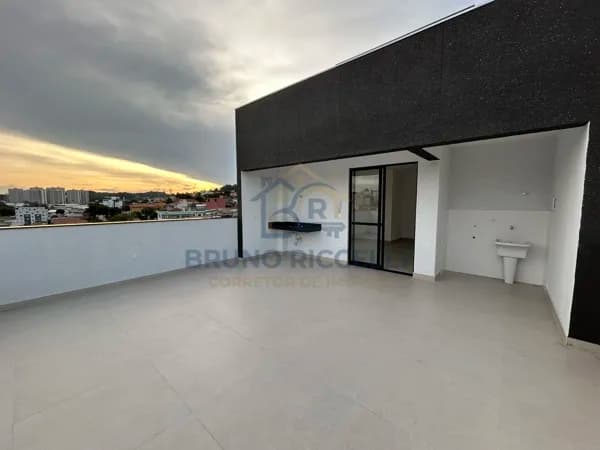🏡 Cobertura Ampla com Suíte e Elevador à Venda no Parque Riacho das Pedras | Contagem 🏡