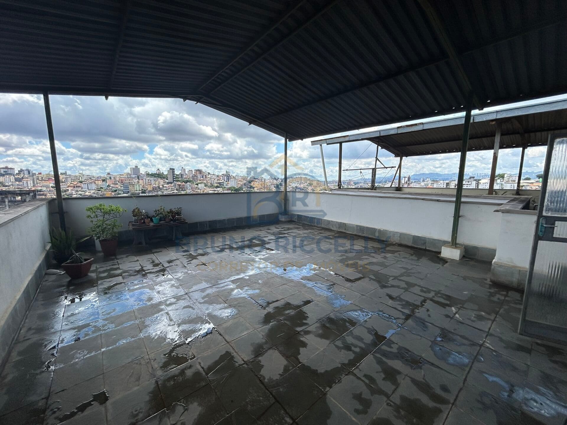 OPORTUNIDADE: Cobertura de 155m² no Jardim Vera Cruz – Alto Potencial de Valorização