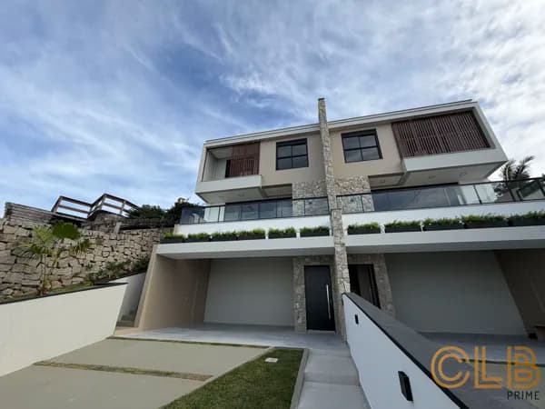 Casa em São José - Centro