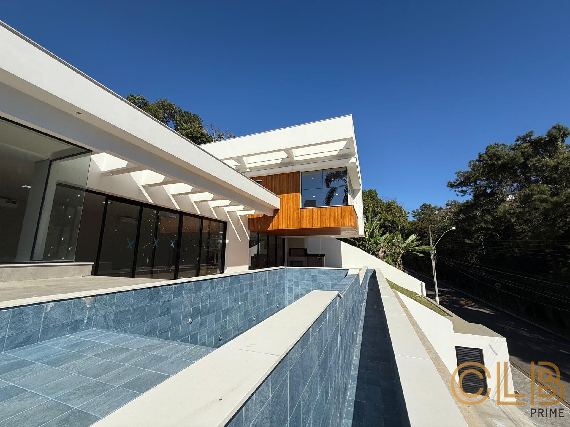 Casa Alto Padrão em Bosque das Mansões, São José/SC