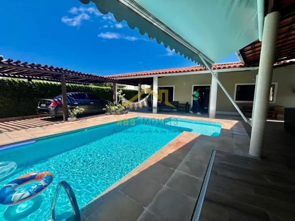 Casa 5/4 2 suítes Piscina Energia Solar em Buraquinho