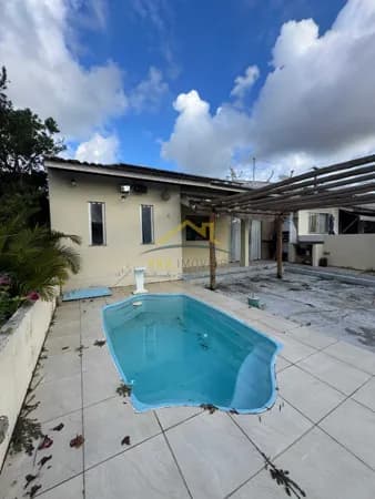 Casa Condomínio 2/4 suíte Energia Solar Piscina Abrantes