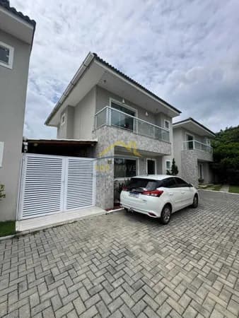 Casa em Condomínio 2 suites Escritório Energia solar Buraquinho 780 MIL