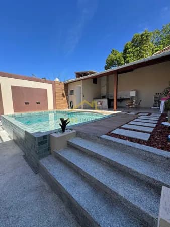 Casa em Condomínio terrea reformada baixouu 1650.000,00 reformada lauro