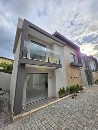 Ipitanga Casa em Condomínio 4/4 1 suíte 132m² 650 mil