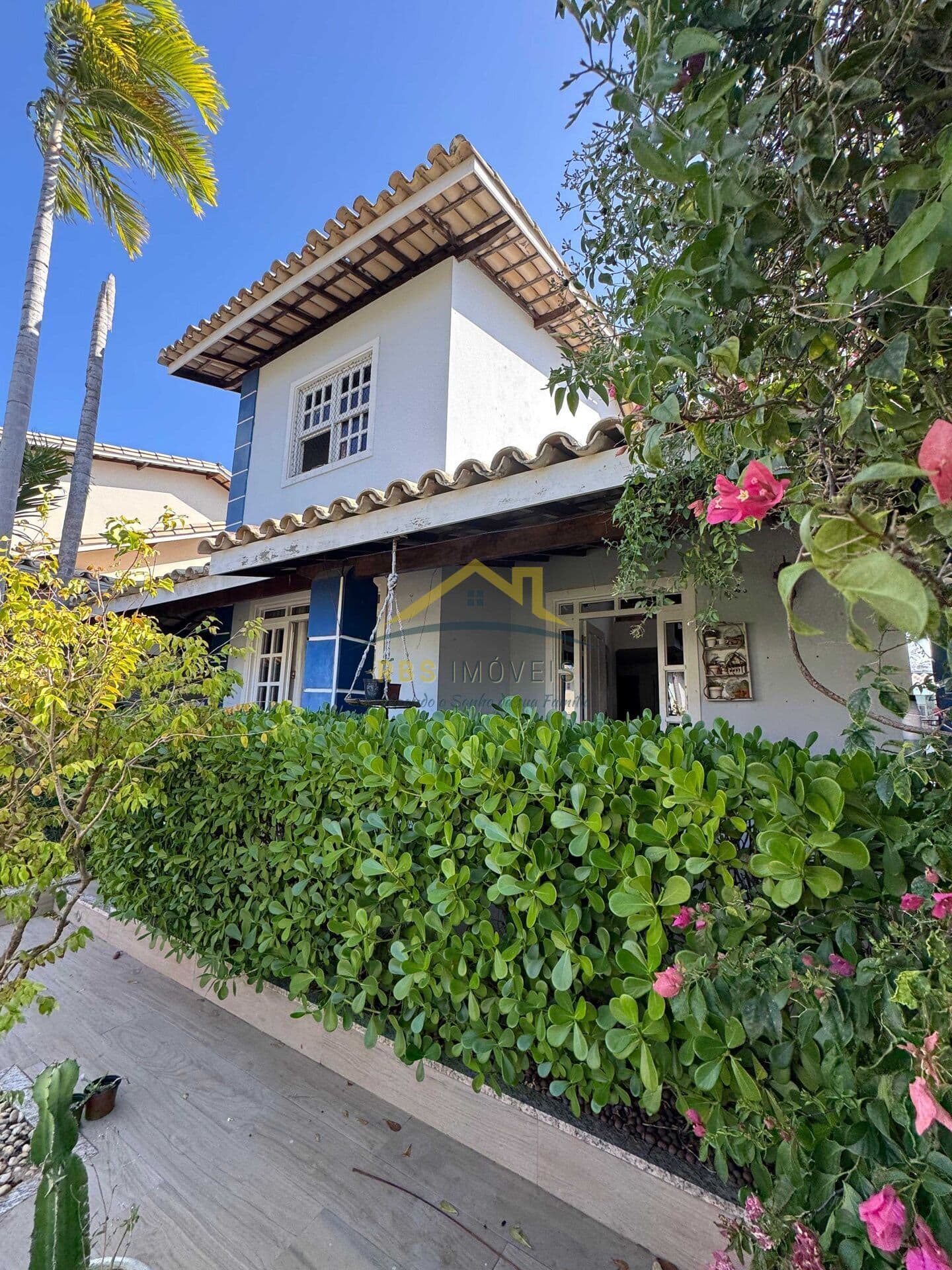 Casa Condomínio 3 suítes Piscina Lauro de Freitas Baixouu 799 mil