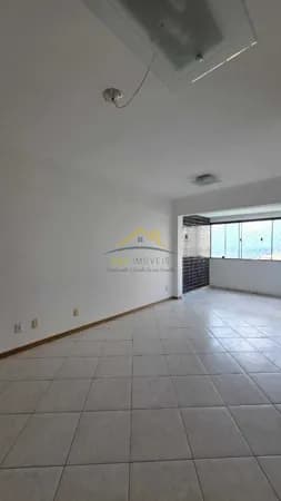 Apartamento 2/4 suíte Varanda integrada Rio Vermelho