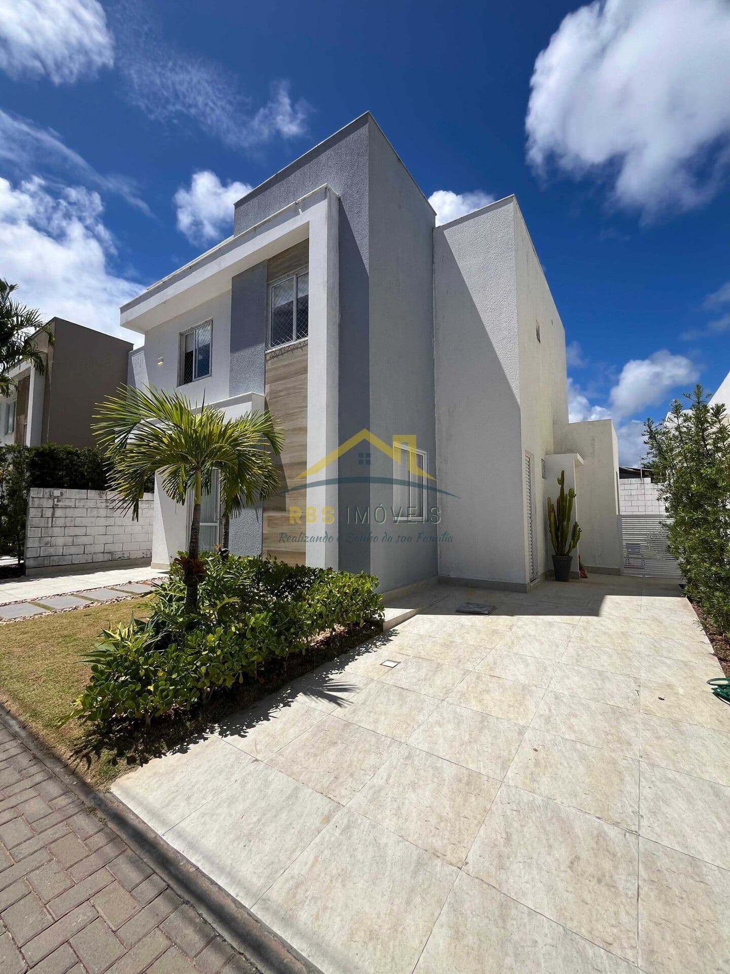 Casa em Condomínio Cascais 3/4 suite Área Gourmet Abrantes