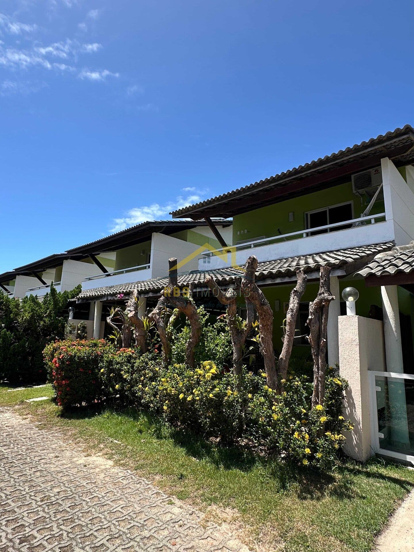 Casa em Condomínio 4/4 Área Gourmet 114m²