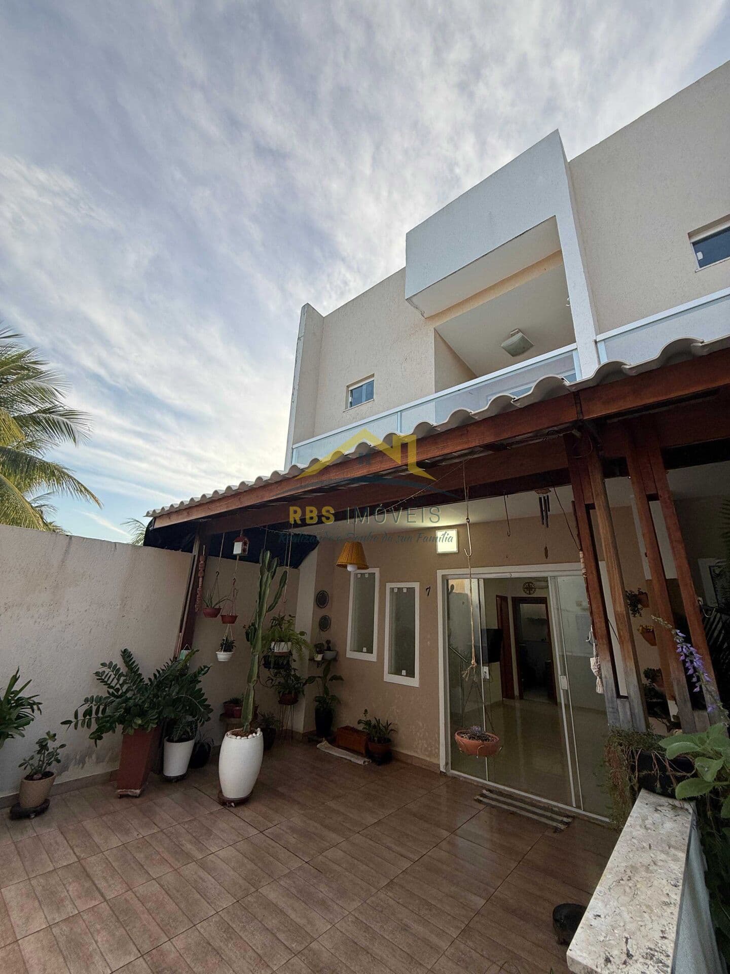 Casa em Condomínio 3/4 2 suítes Ipitanga 120m²