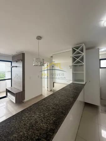 Apartamento 2/4 suíte Varanda 59m² Lauro de Freitas 330 mil lauro