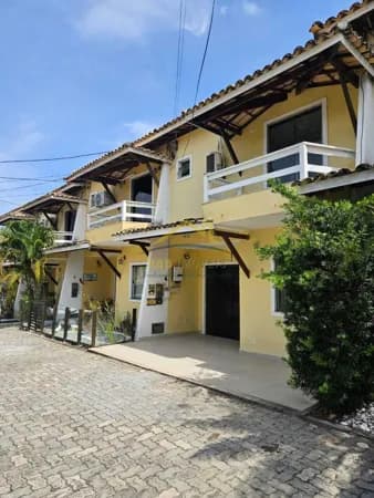 Casa em Condomínio 4/4 suíte Energia Solar Lauro de Freitas