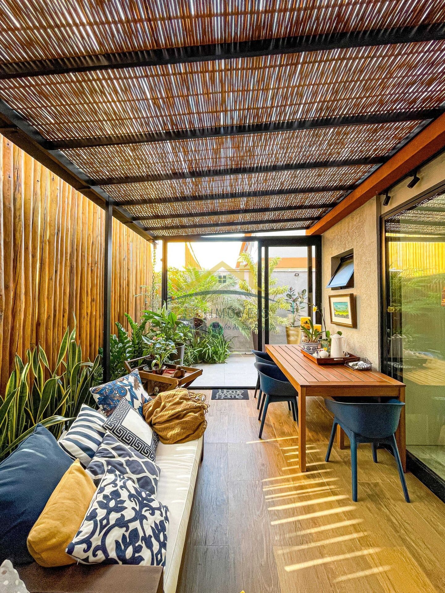 Apartamento Garden 2 suítes Porteira Fechada Energia Buraquinho