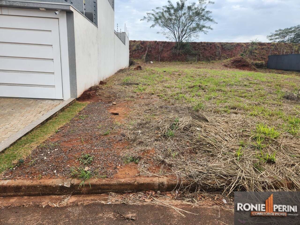 Lote/Terreno em Umuarama - Jardim Pacífico