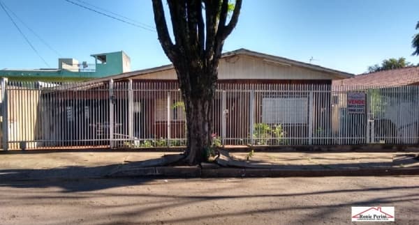 Casa Mista para Venda em Zona II Umuarama-PR